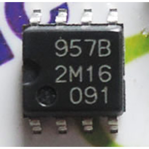 957B M51957BFP 5 pcs/lot